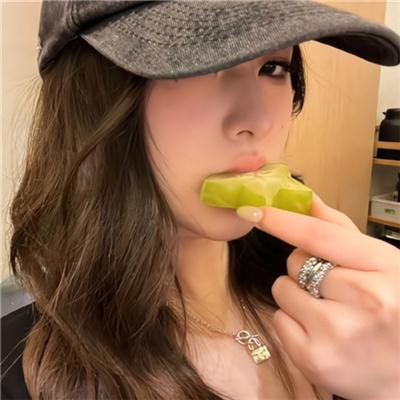 双面亚当 2025 电影